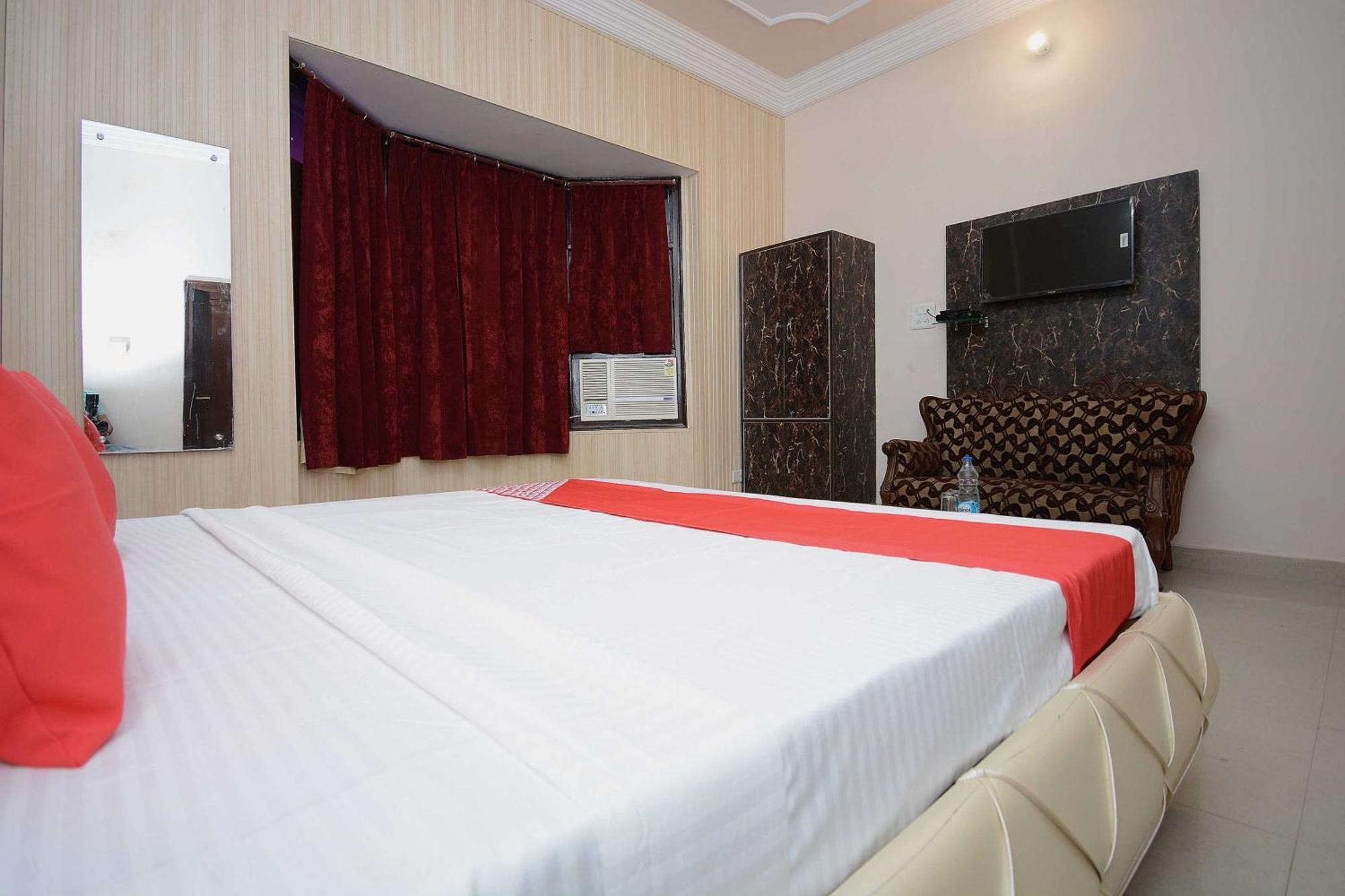 Hotel Asia Palace Pathānkot Zewnętrze zdjęcie
