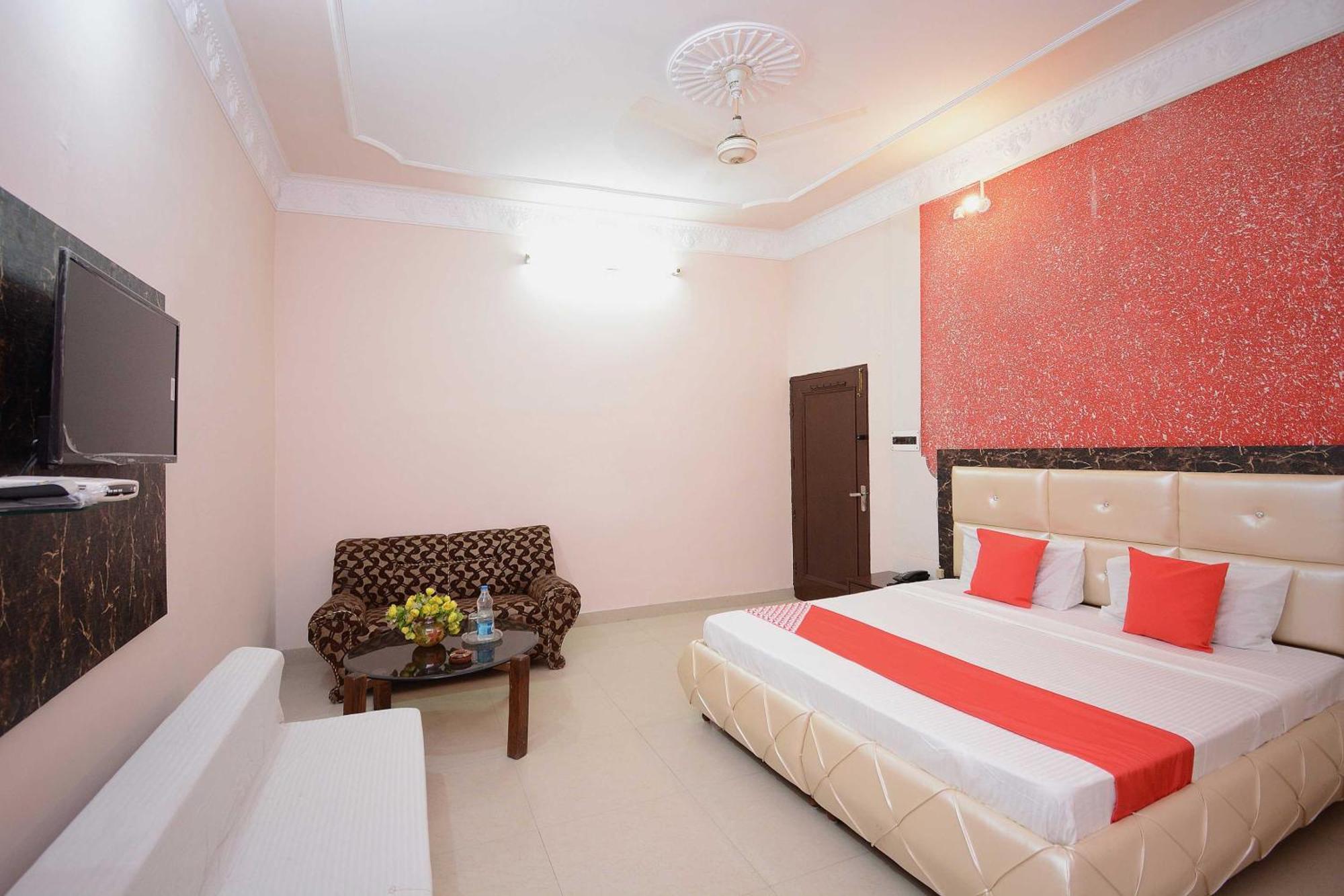 Hotel Asia Palace Pathānkot Zewnętrze zdjęcie