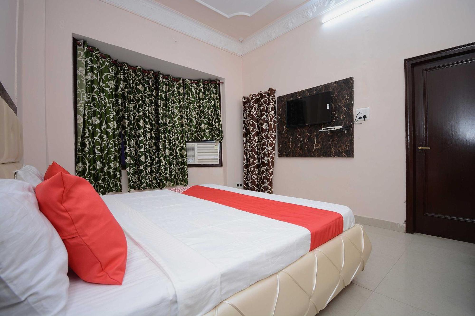 Hotel Asia Palace Pathānkot Zewnętrze zdjęcie