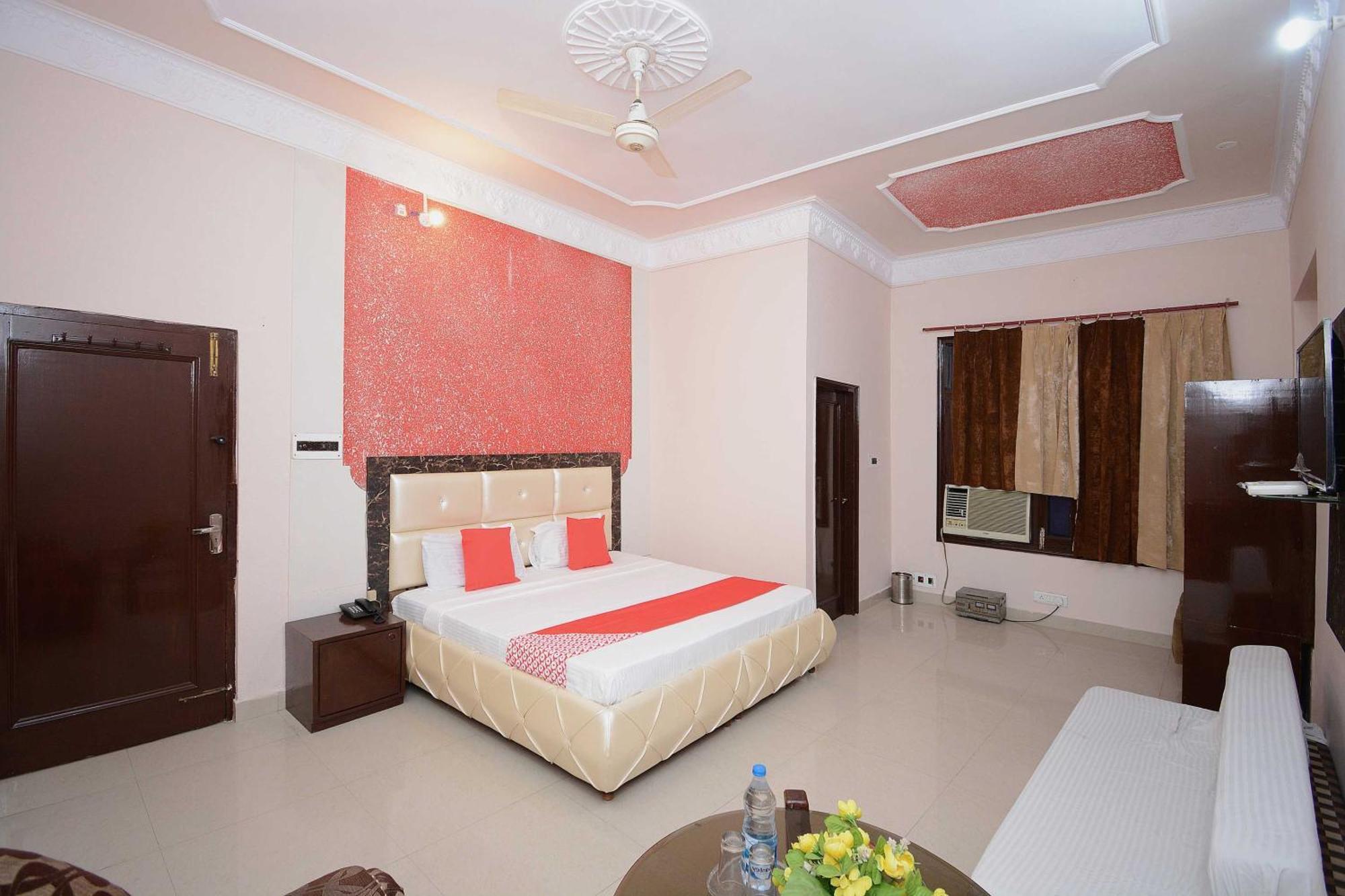Hotel Asia Palace Pathānkot Zewnętrze zdjęcie