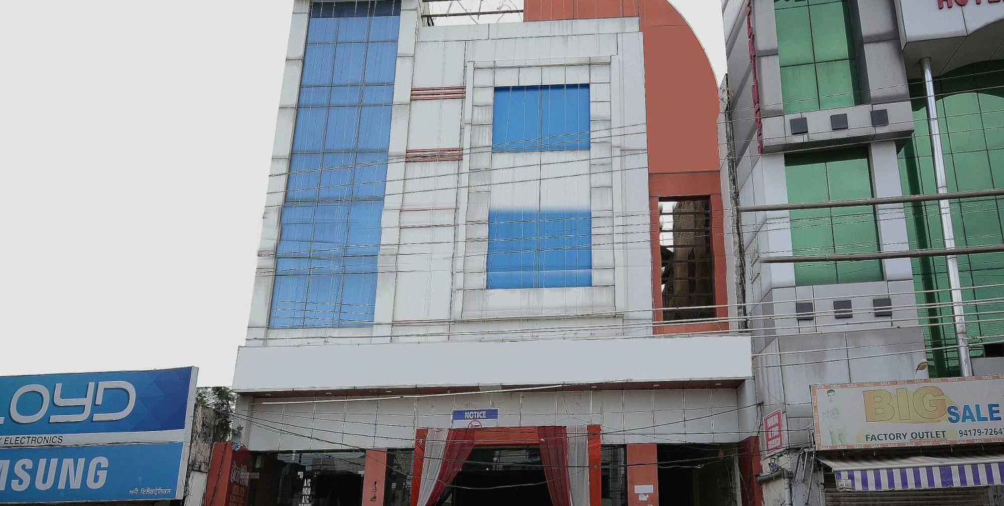 Hotel Asia Palace Pathānkot Zewnętrze zdjęcie