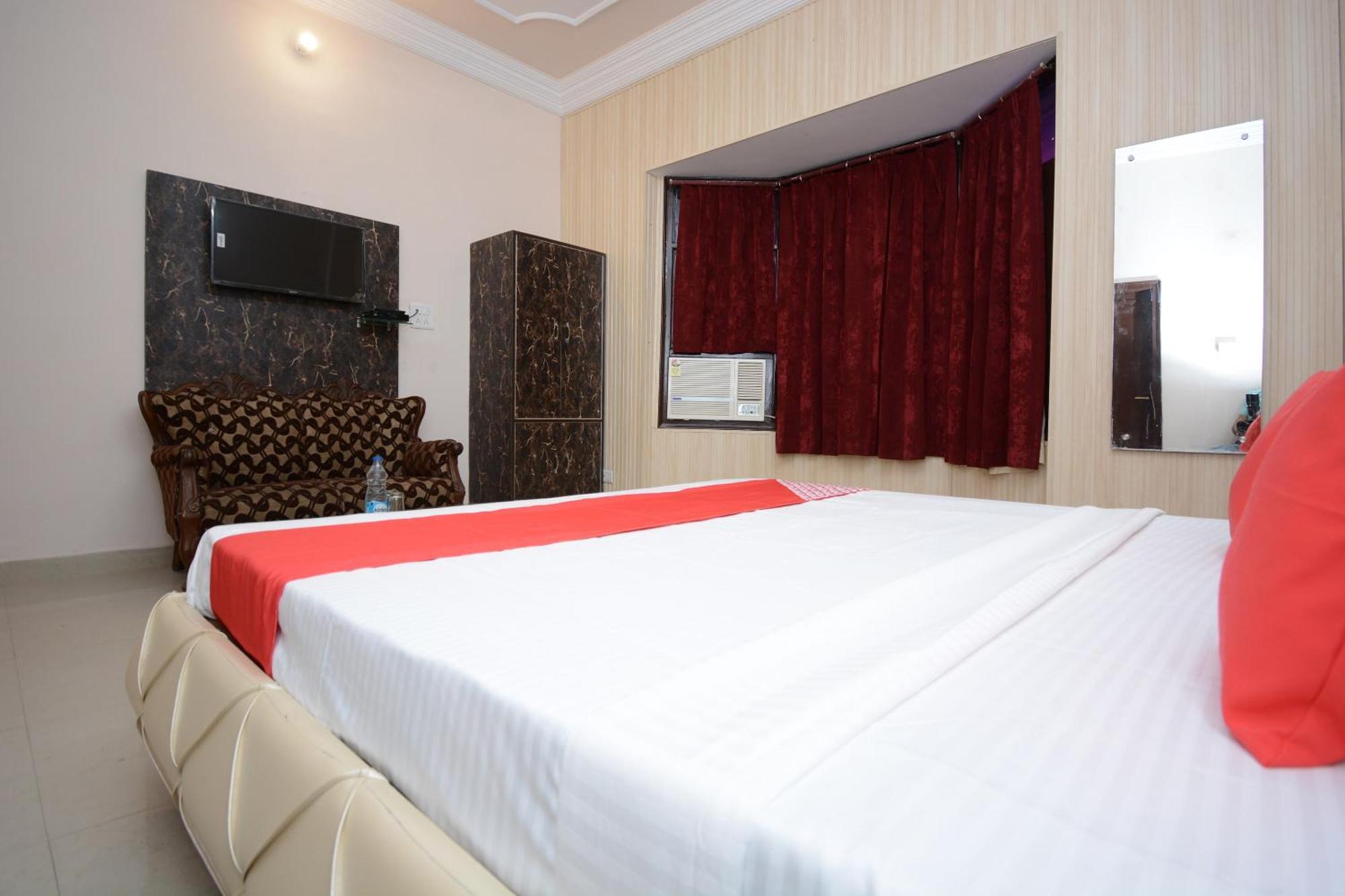 Hotel Asia Palace Pathānkot Zewnętrze zdjęcie